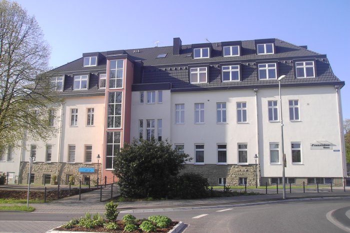 Luxuswohnungen im ehemaligen alten Krankenhaus